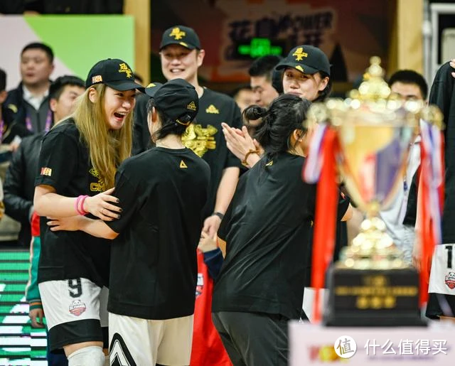 WCBA四川1分险胜内蒙古，夺得队史首冠  韩旭荣膺FMVP！