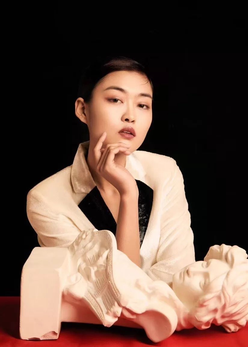 篮球冠军女主_篮球全球小姐冠军是谁_篮球小姐冠军全球是谁