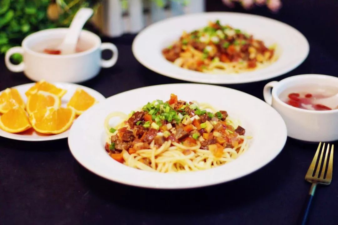 黄金饮食比例_黄金比例营养餐_营养黄金配比
