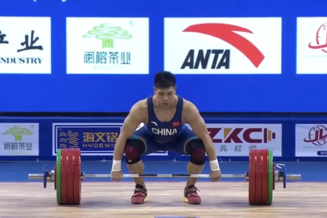 重庆秀山小伙李大银连夺举重世界杯男子 8