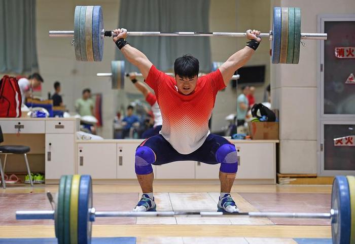 巴黎奥运会举重项目规则改变，中国队阵容调
